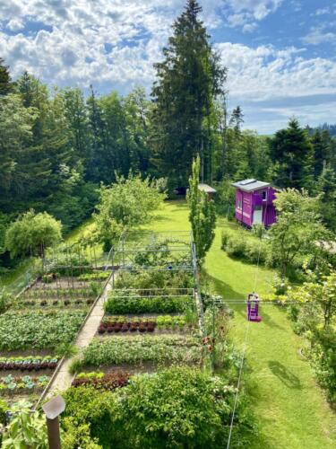 Der Nahina-Express führt von der Villa zu Papas Haus